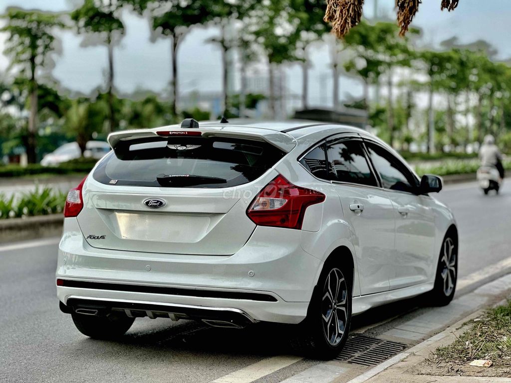 Ford Focus 2014 photo 4