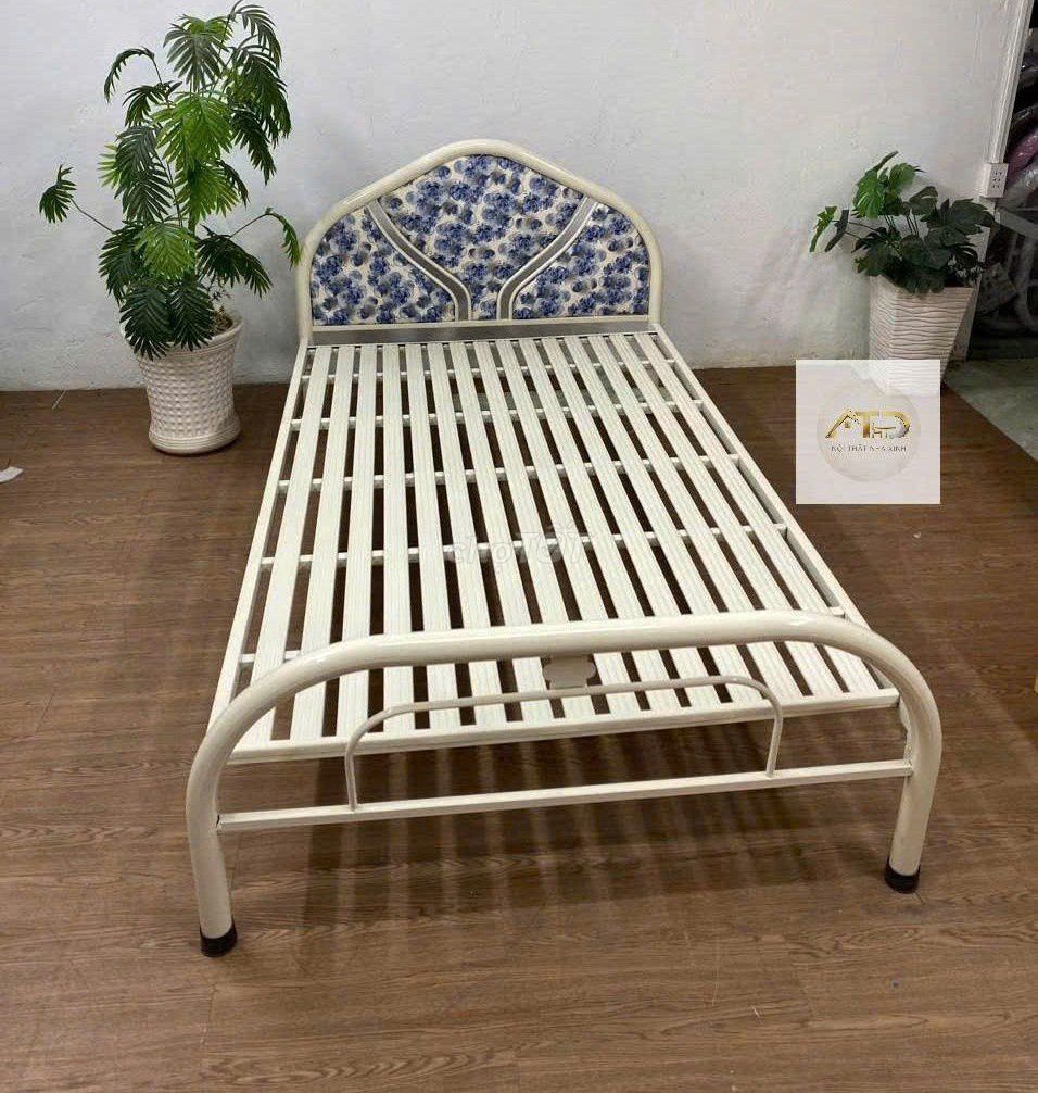 Giường Sắt Giường Sắt Giường Sắt . Mua bán Giường, chăn ga gối nệm tại Quận 1 Tp Hồ Chí Minh được đăng bởi Tổng Kho Nội Thất Sài Gòn hình 1