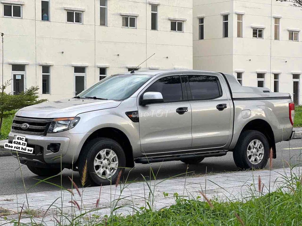 Ford Ranger 2013 XLS bản đủ , số tự động gia đình