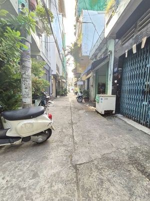 Bán nhà hẻm xe hơi Âu cơ Đất 82m2. Nhà 3 lầu chỉ 6,7 tỷ. Mua bán nhà ở tại Quận Tân Bình Tp Hồ Chí Minh được đăng bởi khánh