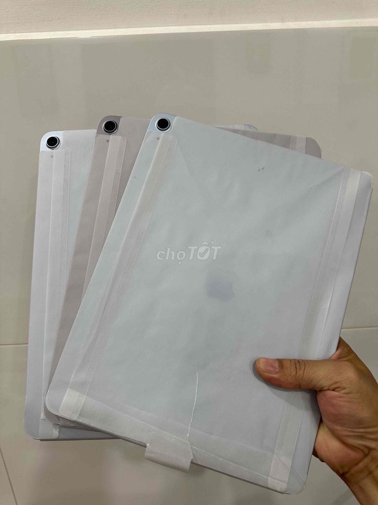 Apple iPad Air 8 M4 13inch 256GB Wifi Mới chưa xài. Mua bán Máy tính bảng tại Quận 10 Tp Hồ Chí Minh được đăng bởi nguyễn thanh phong hình 1