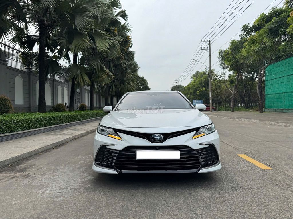 Toyota Camry 2021 2.5Q - 56000 km. Mua bán Ô tô tại Thành phố Dĩ An Bình Dương được đăng bởi Siêu Thị Ô Tô Bình Dương  hình 2