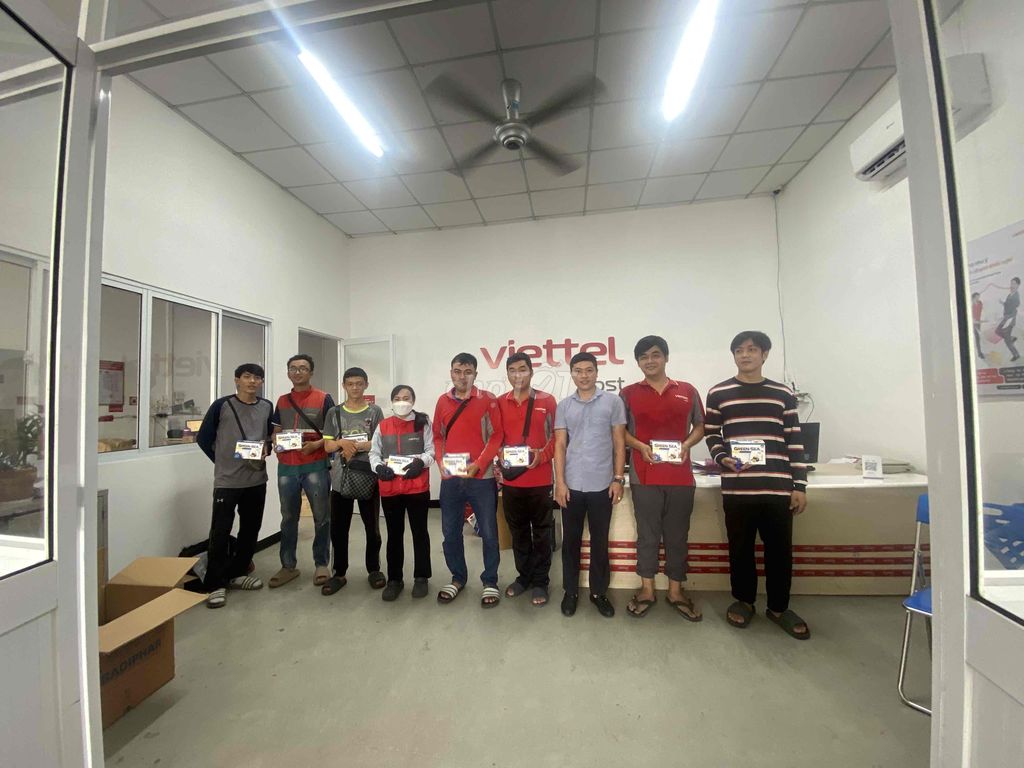 Tuyển sụng shipper giao hàng Bắc Tân Uyên. Việc làm Tài xế giao hàng xe máy tại Huyện Bắc Tân Uyên Bình Dương được đăng bởi Nguyễn chí toại hình 1
