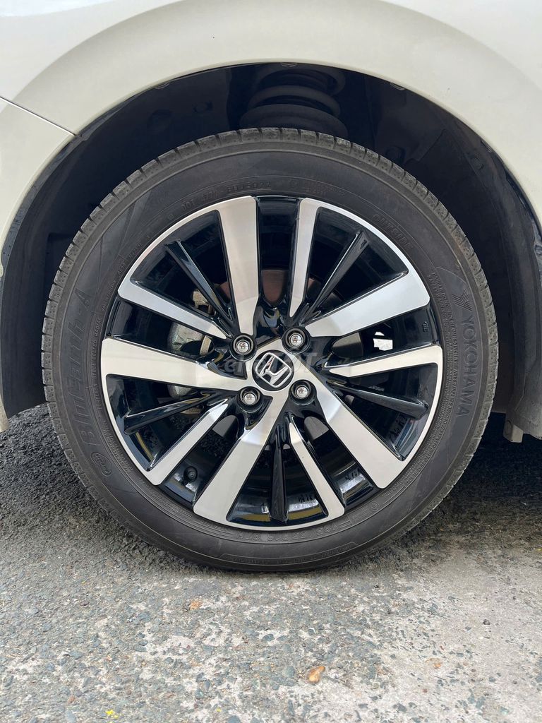 HONDA CITY RS 2023 GIA ĐÌNH LƯỚT ĐẸP 1 CHỦ HT 75%. Mua bán Ô tô tại Thành phố Thủ Đức Tp Hồ Chí Minh được đăng bởi Hiếu hình 20