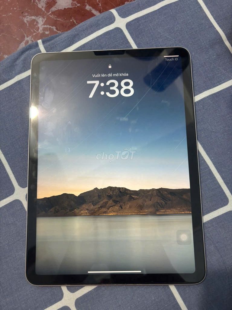 Bán iPad air 5 - 64GB