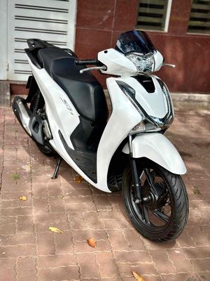 SH 125i Abs 2019 Trắng siêu phẩm 🥰❤️. Mua bán Xe máy tại Thành phố Vũng Tàu Bà Rịa - Vũng Tàu được đăng bởi Xe Máy Cũ Vũng Tàu 72