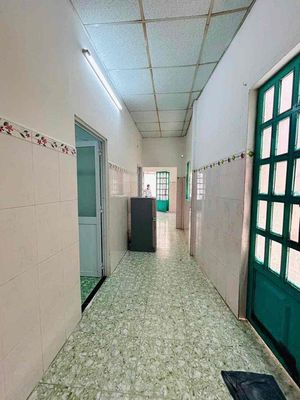 Аренда · 2 комн. · 72 м² · Quận 7, ул. Đường Lê Văn Lương