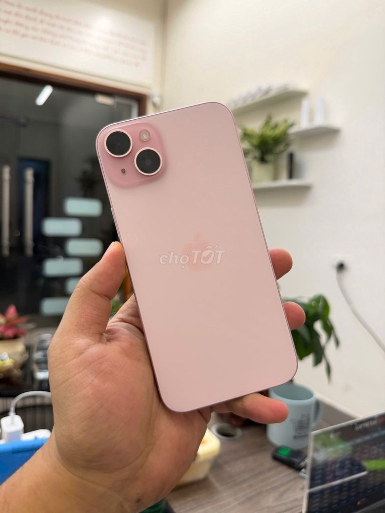 ip 15 Plus Hồng 128gb Q.tế. giá giảm còn 11.999k. Mua bán Điện thoại tại Quận Thanh Xuân Hà Nội được đăng bởi Bùi Hiếu  H iStore hình 1