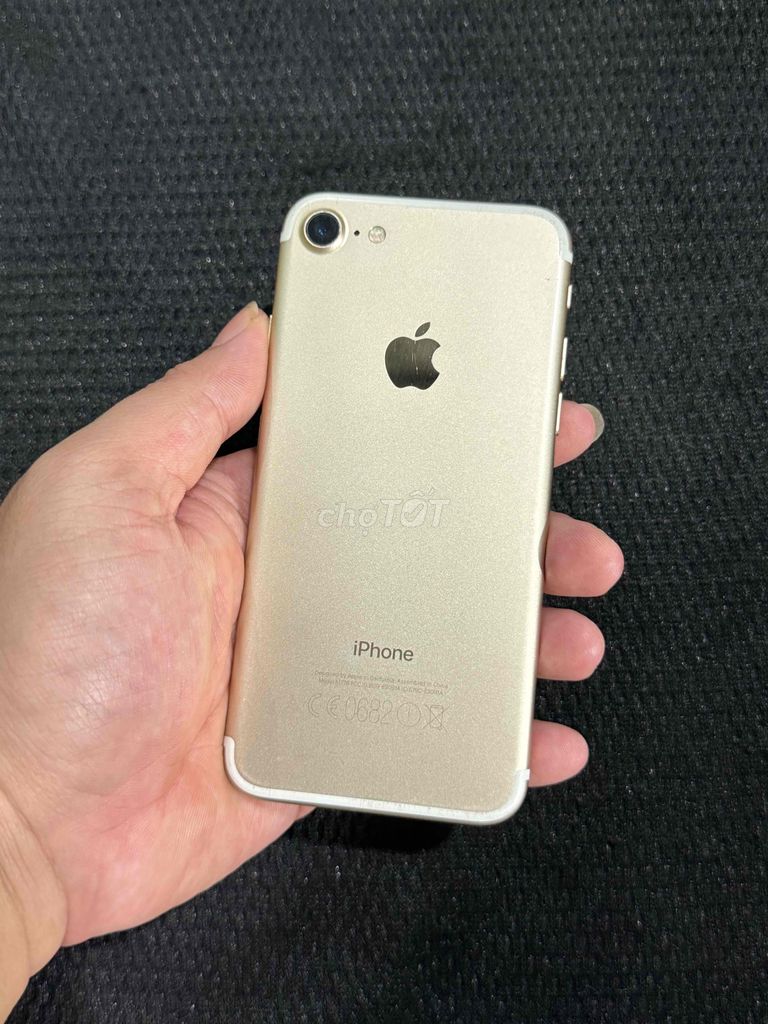 Iphone 7 32gb Qt khai Xuân 2025