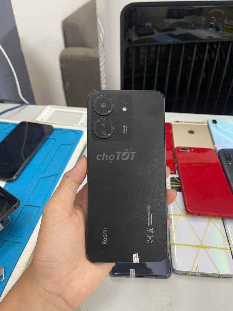 Xiaomi Redmi 13C 4GB/128GB, full chức năng. Mua bán Điện thoại tại Thành phố Thủ Dầu Một Bình Dương được đăng bởi Phước Mobile hình 1