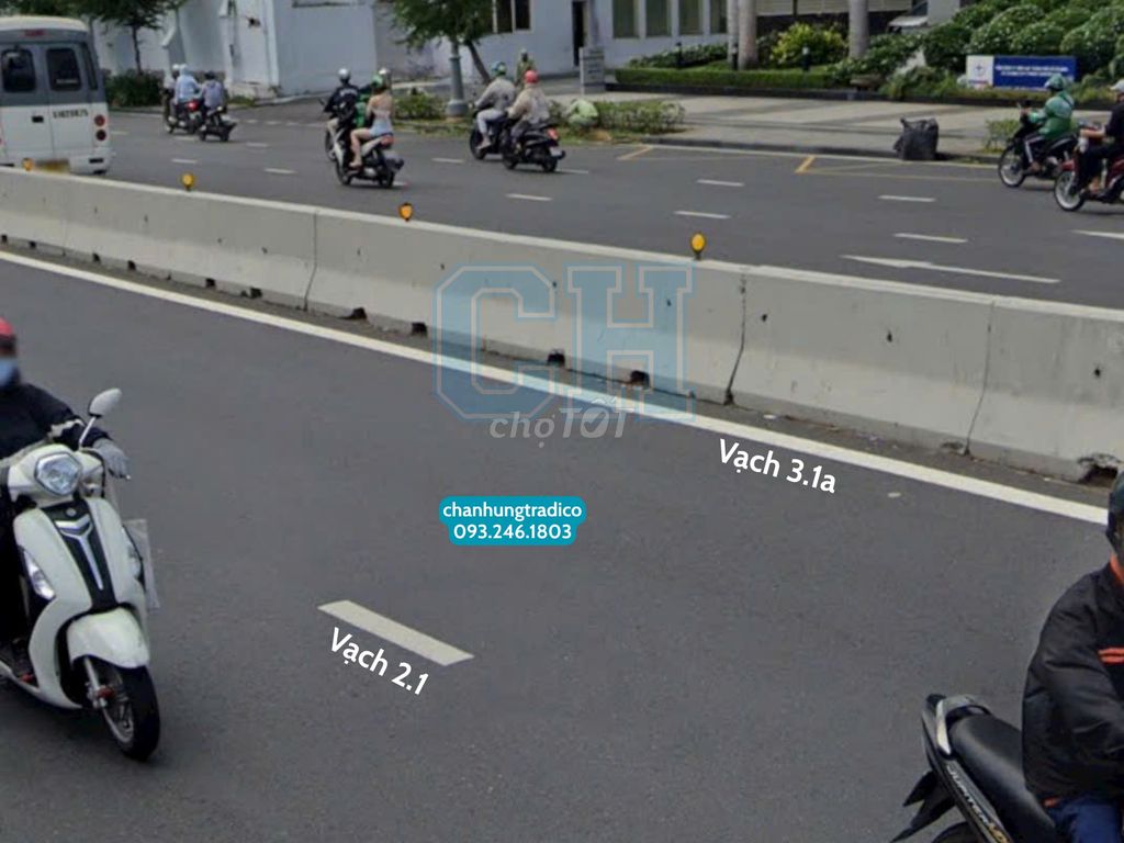 Vạch 3.1 Sơn Kẻ Vạch Đường Mép Đường Xe Chạy. Dịch vụ tại Huyện Thủ Thừa Long An được đăng bởi Chấn Hưng Company hình 1