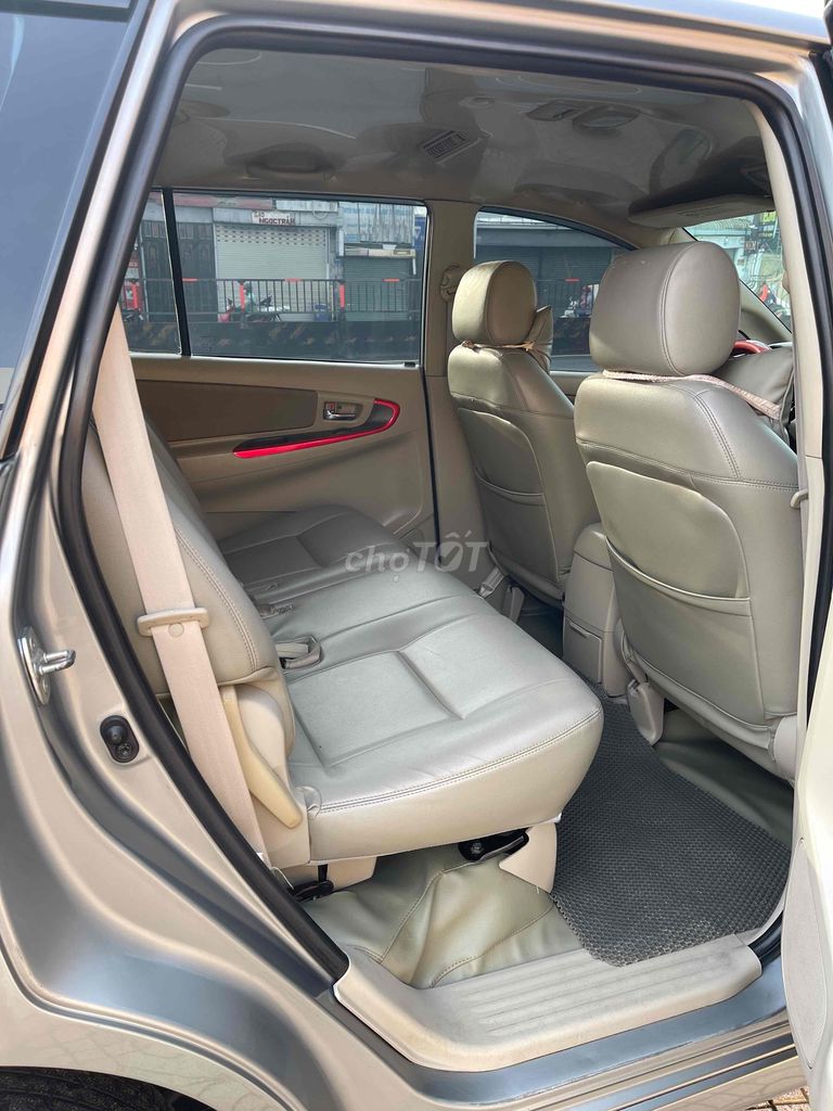Toyota Innova 2012 2.0G - 112000 km số tự động. Mua bán Ô tô tại Thành phố Thủ Đức Tp Hồ Chí Minh được đăng bởi Trieu hình 16