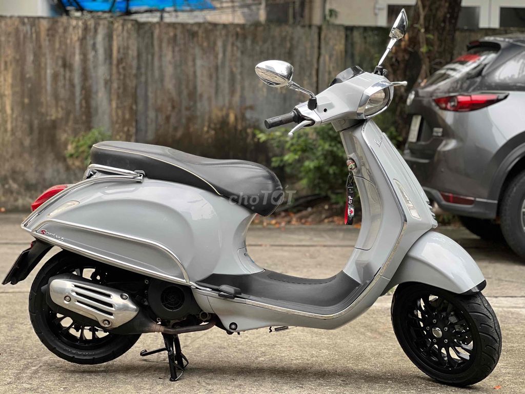 Vespa xám si măng phanh abs xe quá đẹp máy rin