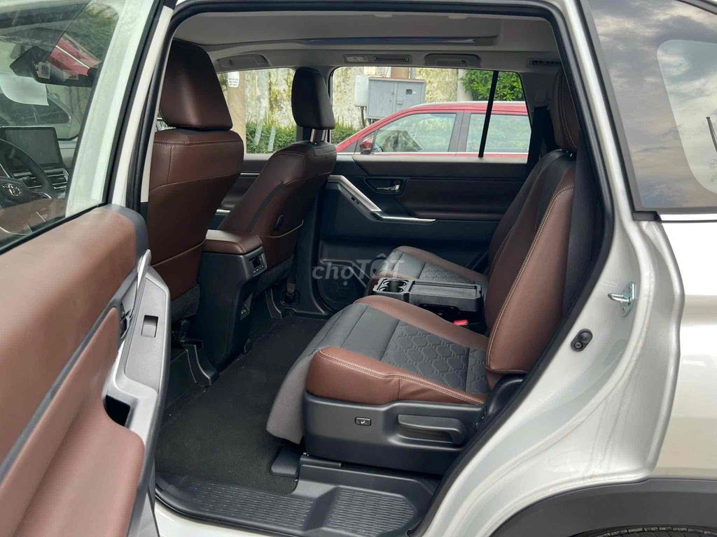 TOYOTA INNOVA CROSS HYBRID🚗GIAO NGAY🎁GIẢM TIỀN MẶT. Mua bán Ô tô tại Quận Gò Vấp Tp Hồ Chí Minh được đăng bởi TOYOTA ĐÔNG SÀI GÒN hình 14