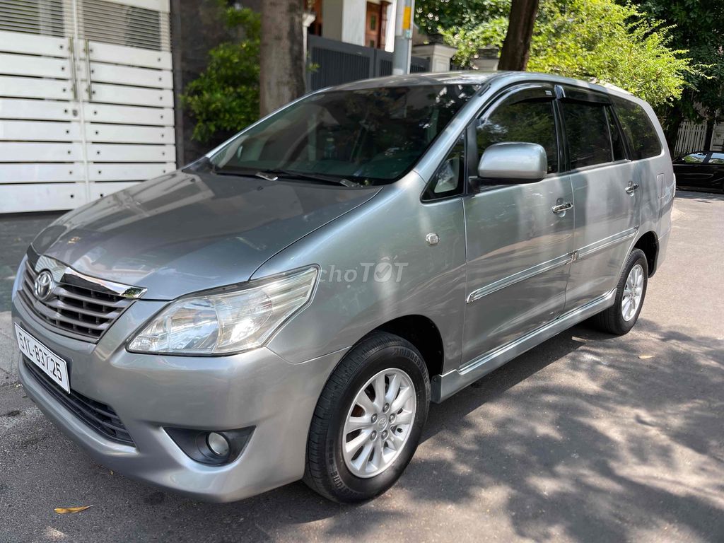 Toyota Innova 2013 2.0G  tự động - 150000 km. Mua bán Ô tô tại Quận 7 Tp Hồ Chí Minh được đăng bởi A Việt hình 14