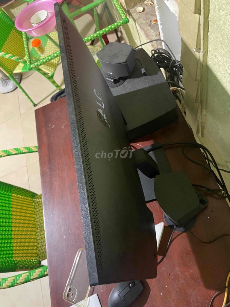 Màn hình máy tính LG 27 inch 100Hz. Mua bán Phụ kiện (Màn hình, Chuột...) tại Huyện Hàm Thuận Nam Bình Thuận được đăng bởi Tịnh hình 1