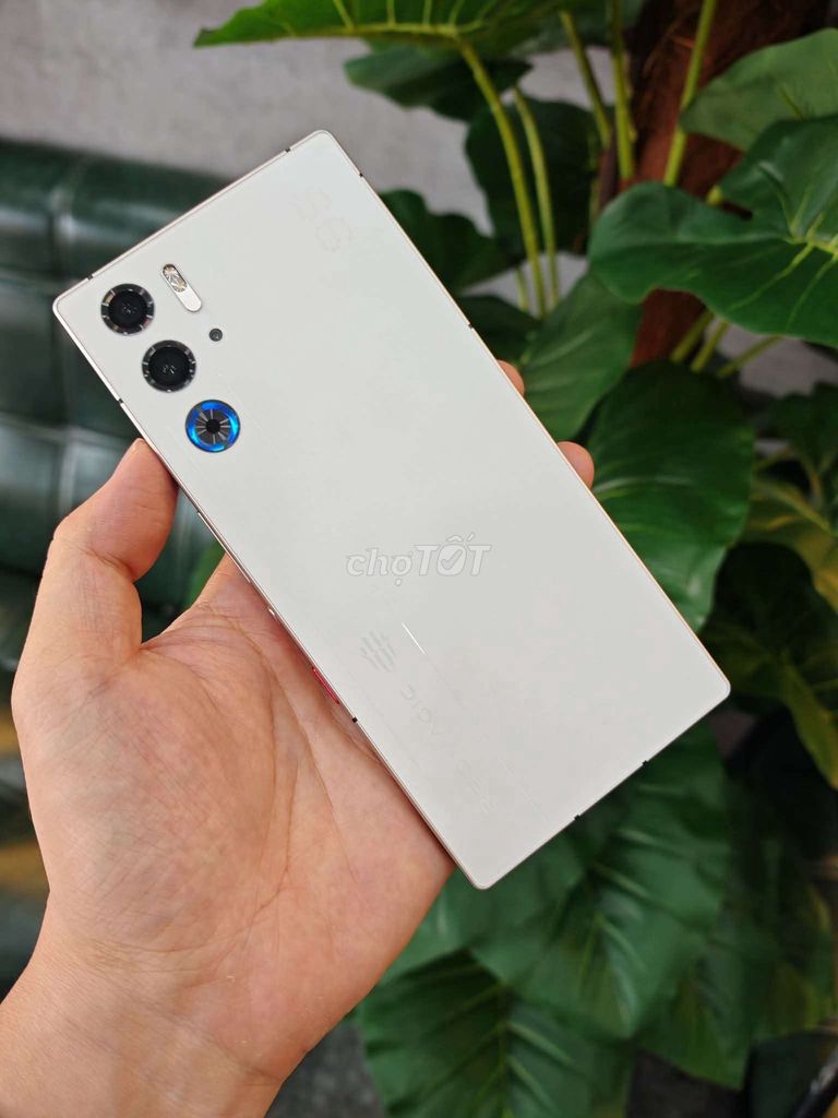 Redmagic 9s Pro 512GB Trắng tuyết. Mua bán Điện thoại tại Thành phố Buôn Ma Thuột Đắk Lắk được đăng bởi Định Phone47 hình 1
