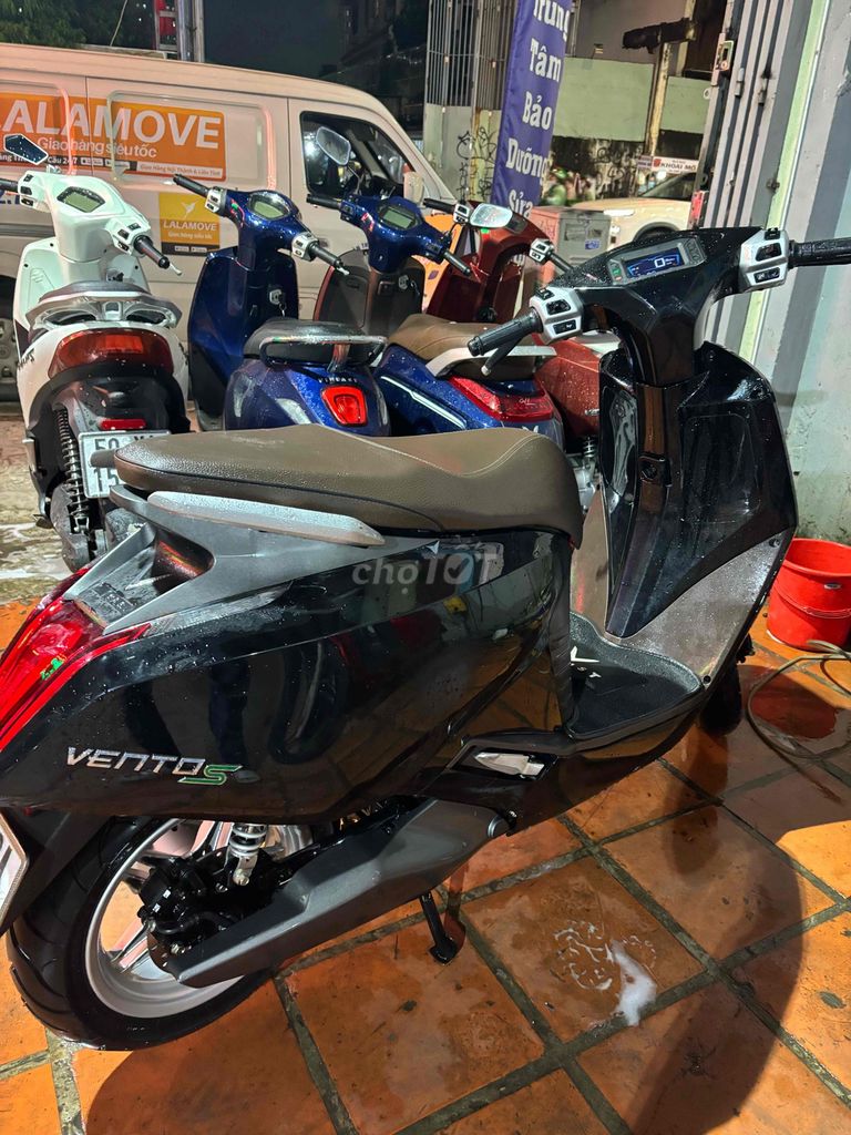 VENTO S LƯỚT 13000km LUN PIN BIỂN SG CHÍNG CHỦ. Mua bán Xe điện tại Quận Tân Phú Tp Hồ Chí Minh được đăng bởi PHẠM TUẤN MUA BÁN XE ĐIỆN hình 4