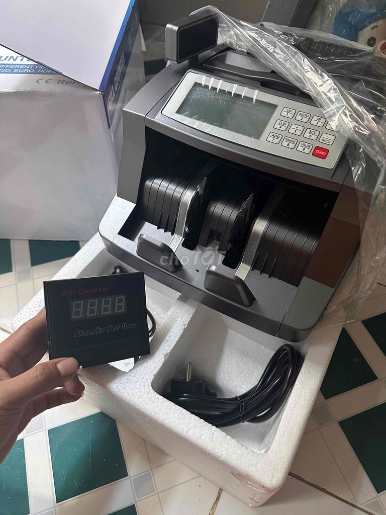 Máy đếm tiền 6300 UV Xám 220V Đếm nhanh. Mua bán Đồ chuyên dụng, Giống nuôi trồng tại Thành phố Dĩ An Bình Dương được đăng bởi Nguyễn Ngọc Chân hình 1