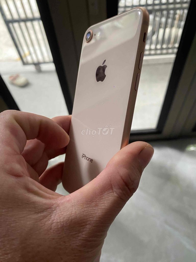 Apple iPhone 8 8GB Vàng hồng. Mua bán Điện thoại tại Quận Hải Châu Đà Nẵng được đăng bởi Rin hình 1