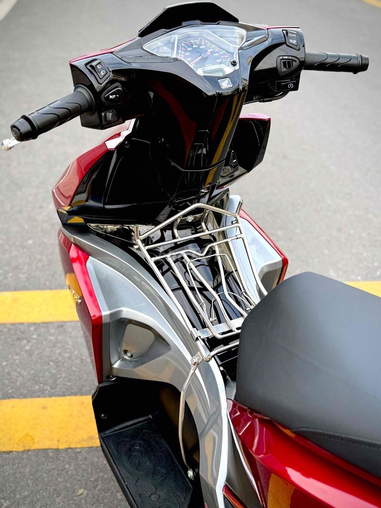 Airblade 125 mẫu 2017 khoá smakey 9chủ máy zin100%. Mua bán Xe máy tại Quận 11 Tp Hồ Chí Minh được đăng bởi CỬA HÀNG CHUYÊN GÓP NỢ XẤU hình 8