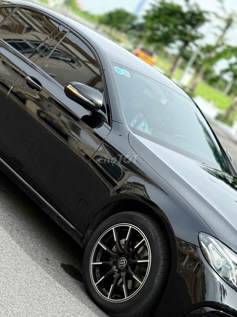 Mercedes-Benz E200 nâng full E63. Mua bán Ô tô tại Quận Tân Phú Tp Hồ Chí Minh được đăng bởi hiep nguyen hình 14