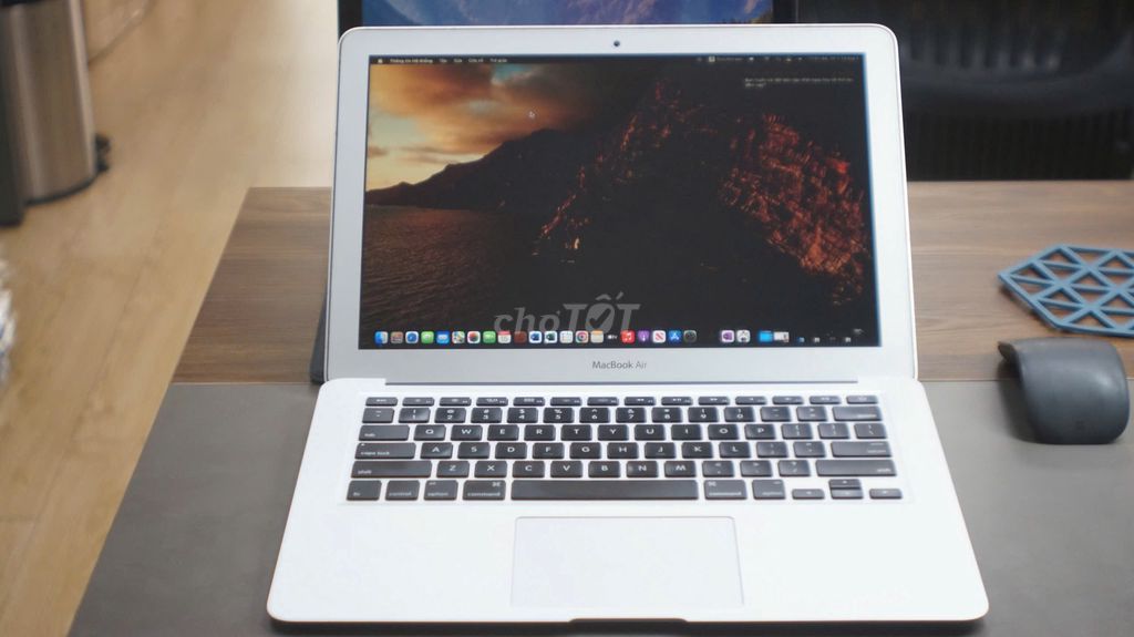 MACBOOK AIR 2017 - CORE i7 |8GB |256GB | SIÊU NHẸ