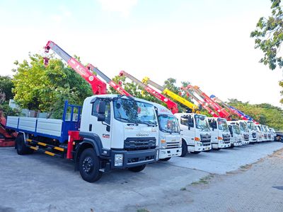 Bán xe cẩu mới 100%, đủ loại tải trọng. Mua bán Xe tải, xe ben tại Quận 12 Tp Hồ Chí Minh được đăng bởi Mr Thành