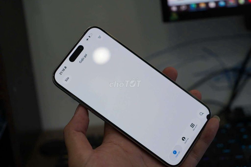 Apple iPhone 15 Pro Max Bạc Đã sử dụng. Mua bán Điện thoại tại Huyện Châu Thành Trà Vinh được đăng bởi Bình Dân Quán  hình 1