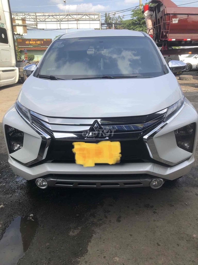 Mitsubishi Xpander 2019 1.5 AT - 83000 km. Mua bán Ô tô tại Quận 4 Tp Hồ Chí Minh được đăng bởi Phuong Meo hình 1
