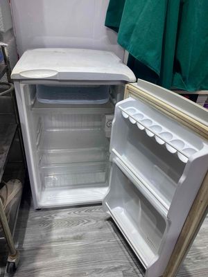 cần bán 2 tủ lạnh xài tốt,không hao điện