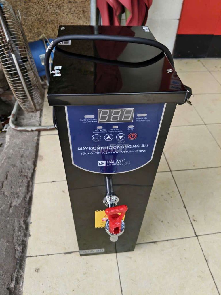 Máy đun nước nóng Hải Âu Đen. Mua bán Bếp, lò, đồ điện nhà bếp tại Quận Ba Đình Hà Nội được đăng bởi Ng Văntai hình 1