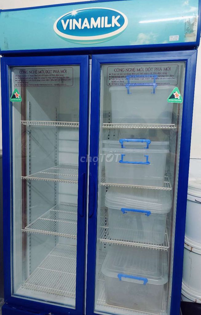 Cần bán tủ mát 1000l đang sử dụng tốt
