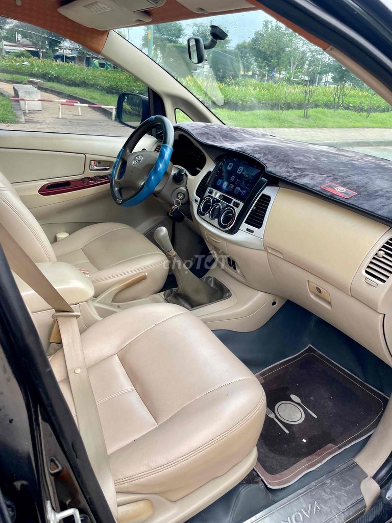 Toyota Innova 2006 bản G zin chuẩn xe gia đình. Mua bán Ô tô tại Quận 12 Tp Hồ Chí Minh được đăng bởi Nguyễn duy hình 8