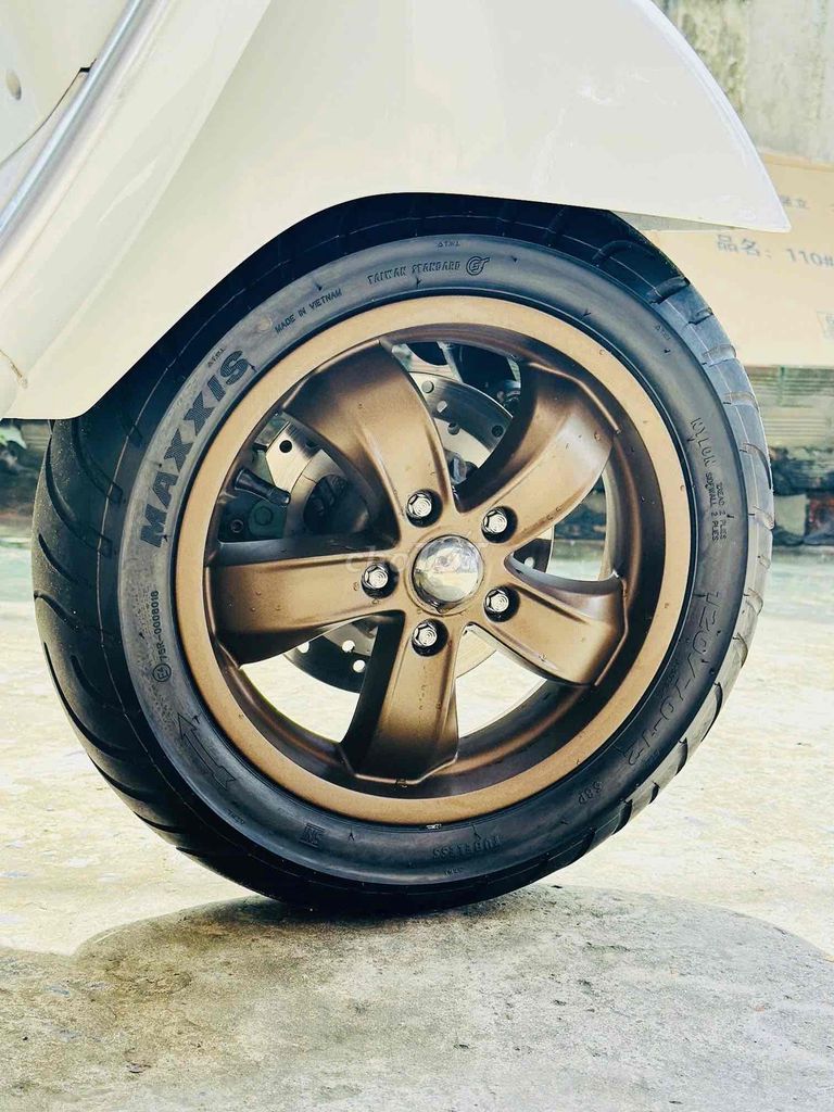 VESPA GTS 125CC ITALY CỰC ĐẸP 4VAL SUPPER CHÍNH CH. Mua bán Xe máy tại Quận 12 Tp Hồ Chí Minh được đăng bởi Ta Thanh Thai hình 8