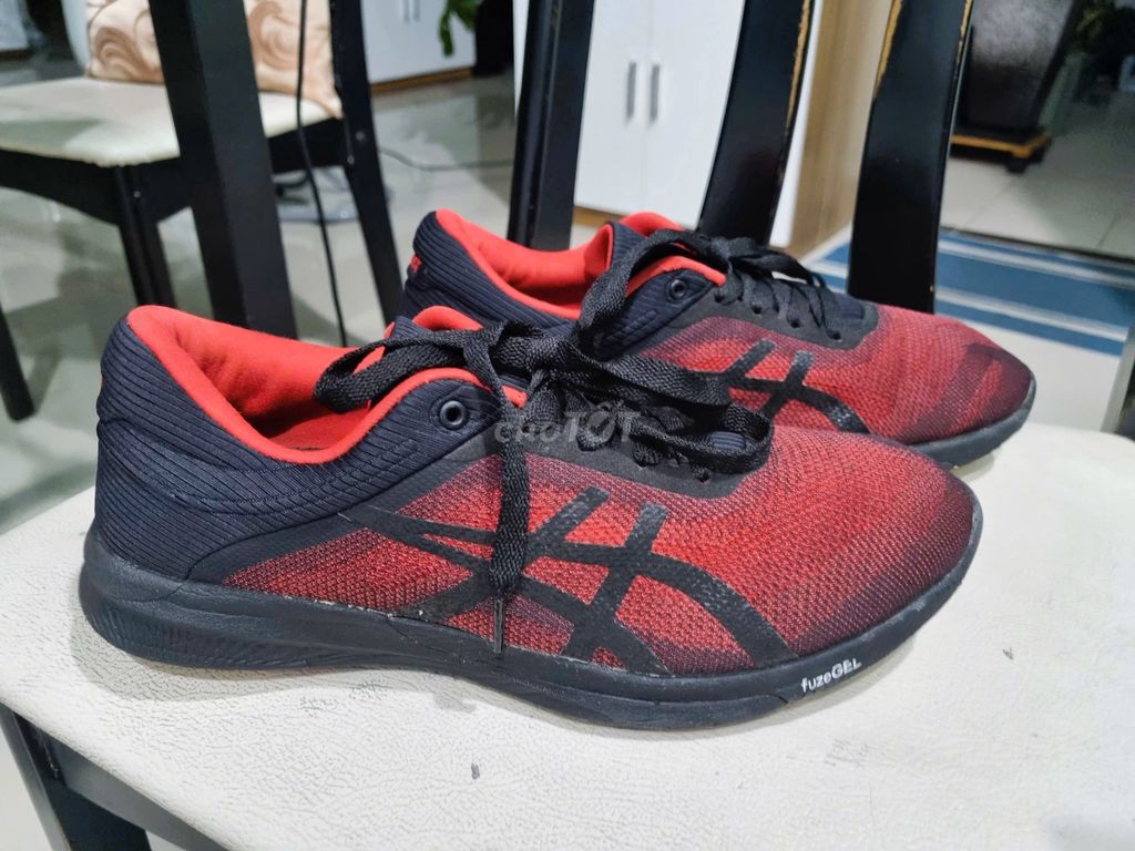 Giày chạy bộ Asics Fuze Size 41.5 (Chính hãng)