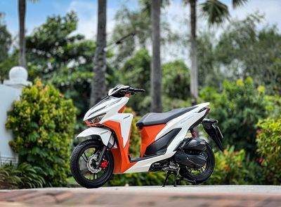 Honda Click Thái 150cc Trắng cam. Mua bán Xe máy tại Quận 7 Tp Hồ Chí Minh được đăng bởi Lê Văn Đạt