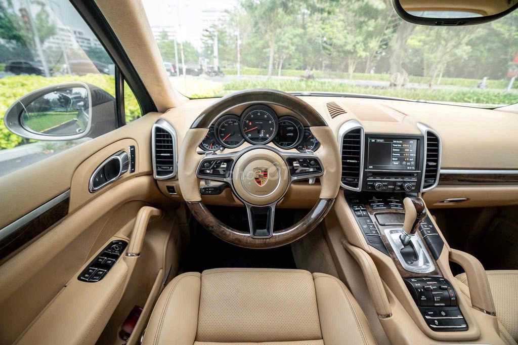 Porsche Cayenne 2016 Vàng cát - 83.000 km. Mua bán Ô tô tại Quận 1 Tp Hồ Chí Minh được đăng bởi FatCar Auto hình 8