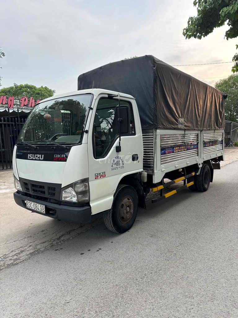 chính chủ cần bán xe Tải ISUZU 2T9 đời 2019 lạnh