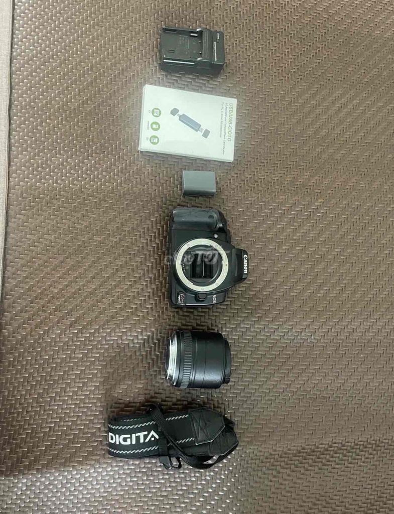 Máy ảnh Canon DSLR Đen Đã qua sử dụng. Mua bán Máy ảnh, Máy quay tại Huyện Gia Lâm Hà Nội được đăng bởi Phương Thảo hình 1