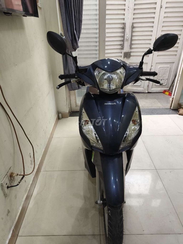 Vison 2020 bstp. Khóa Smakey. Mới 98%. Mua bán Xe máy tại Quận 3 Tp Hồ Chí Minh được đăng bởi Dung hình 1