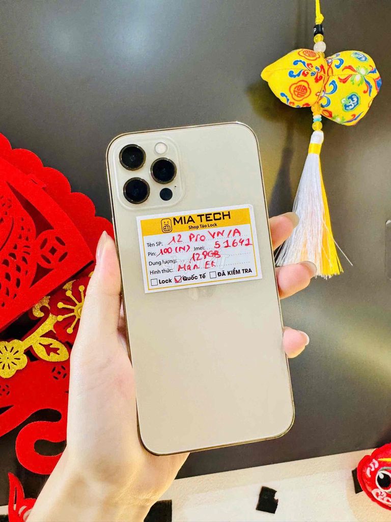 Apple iPhone 12 Pro 128GB Vàng Quốc Tế Màn ép kính. Mua bán Điện thoại tại Quận Ba Đình Hà Nội được đăng bởi Huy Trần hình 1