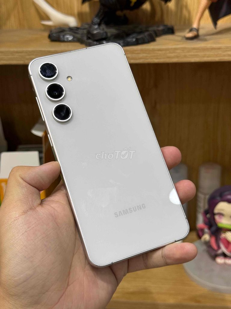 Samsung Galaxy S24 FE Bạc Việt Nam. Mua bán Điện thoại tại Quận 10 Tp Hồ Chí Minh được đăng bởi Hậu Lưu hình 1