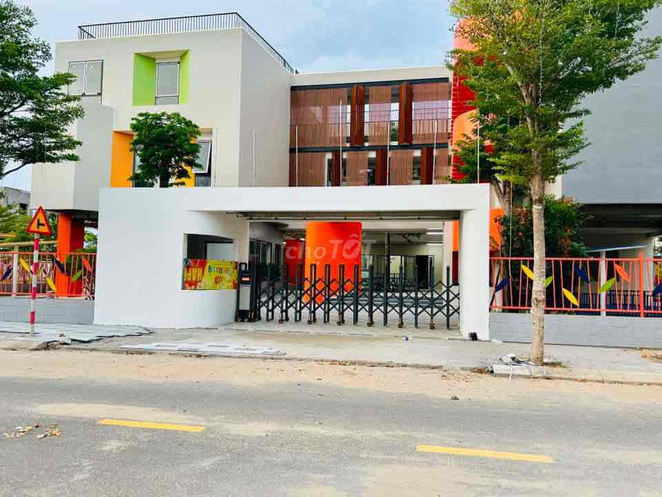 BÁN LÔ ĐẤT ĐƯỜNG 7M5 ĐỐI DIỆN TRƯỜNG HỌC, SÁT TRẠM THU PHÍ ĐÀ NẴNG