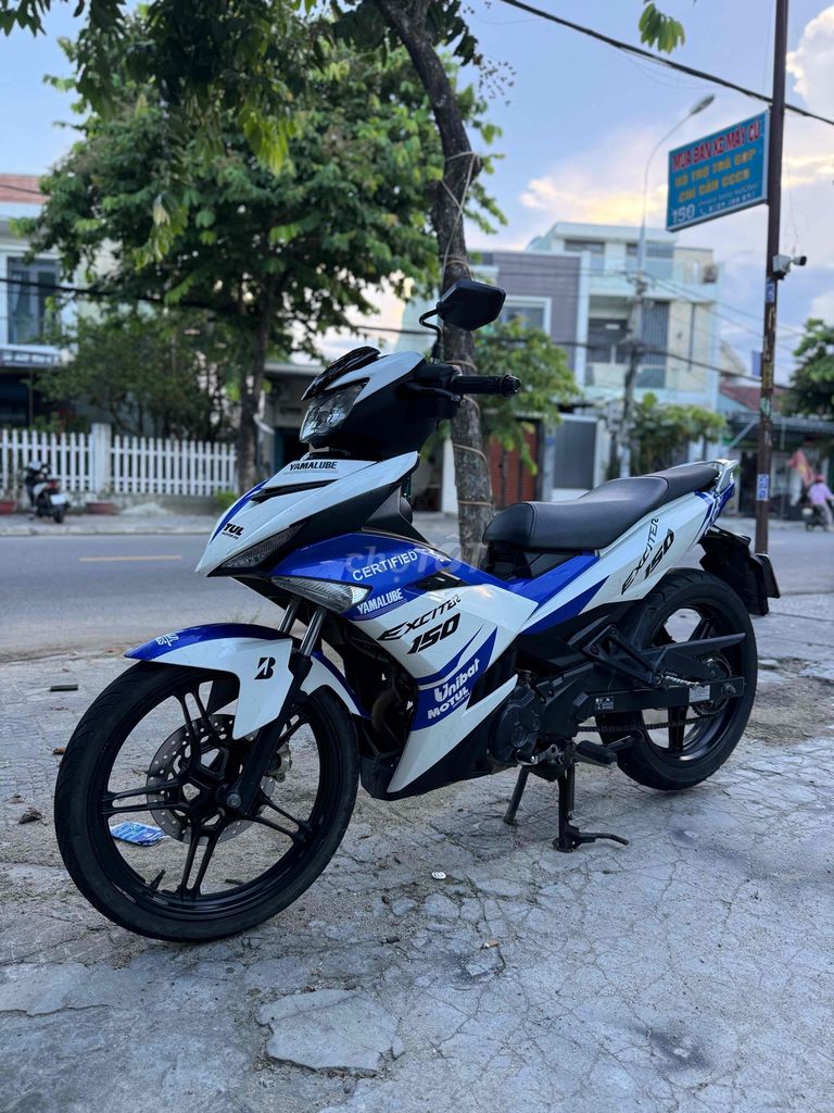 Yamaha Exciter 150 2017 Up đèn Led B.số 92. Mua bán Xe máy tại Quận Liên Chiểu Đà Nẵng được đăng bởi Hòa Xe Máy Cũ hình 1