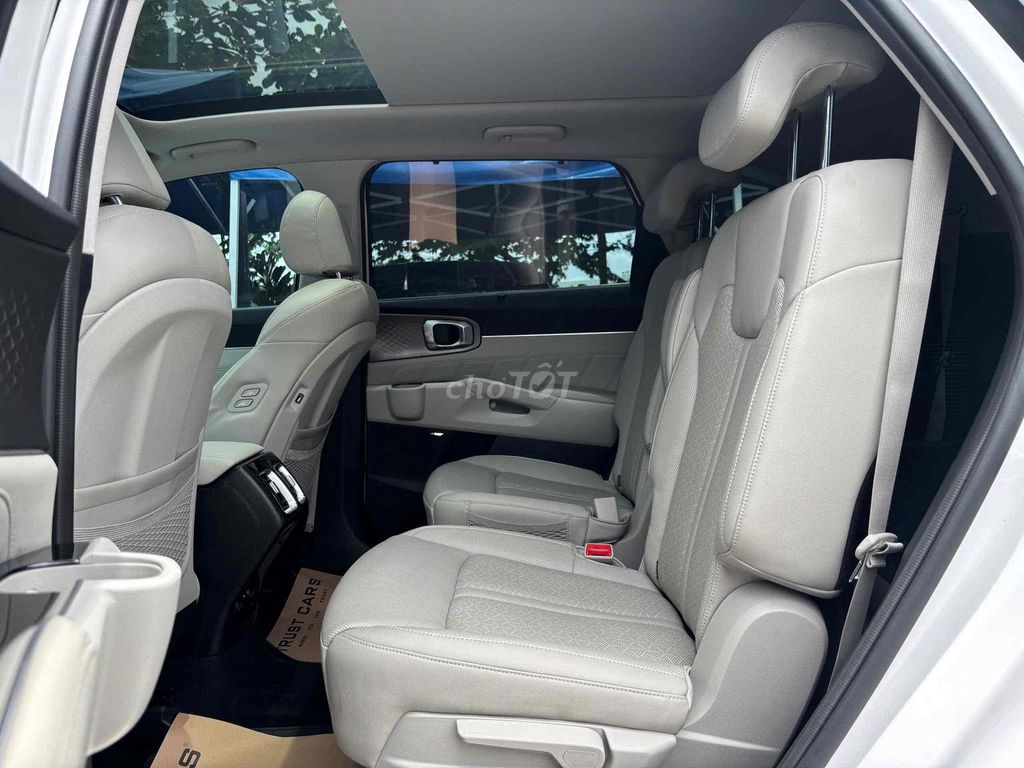 Kia Sorento 2022 Signature 2.5 AT AWD - 30000 km. Mua bán Ô tô tại Quận 8 Tp Hồ Chí Minh được đăng bởi Cửa hàng ô tô cũ TRUST CARS hình 17