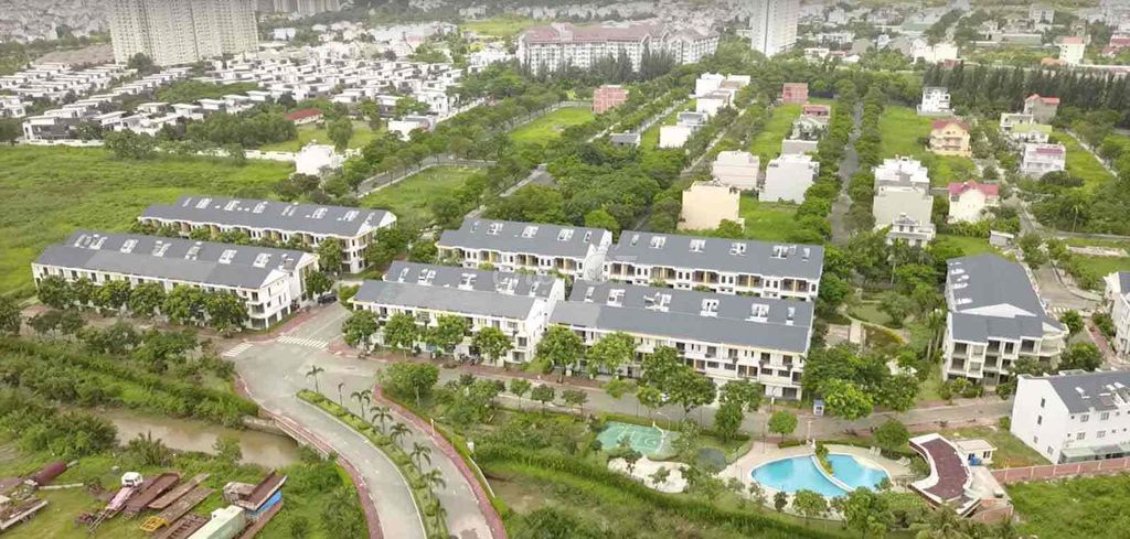 Nhà River Park 75m2 có nội thất, hướng tây trạch mát, sổ hồng