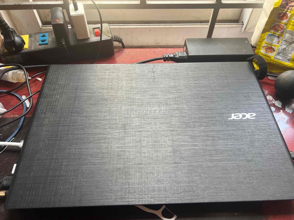 Acer Aspire E5-573 i5-5200U 8GB/128GB. Mua bán Laptop tại Quận Hoàng Mai Hà Nội được đăng bởi Cường hình 1