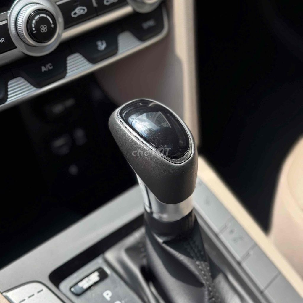 Siêu lướt Elantra 2021 chỉ 8.000km sai km tặng xe. Mua bán Ô tô tại Thành phố Dĩ An Bình Dương được đăng bởi Dương hình 17