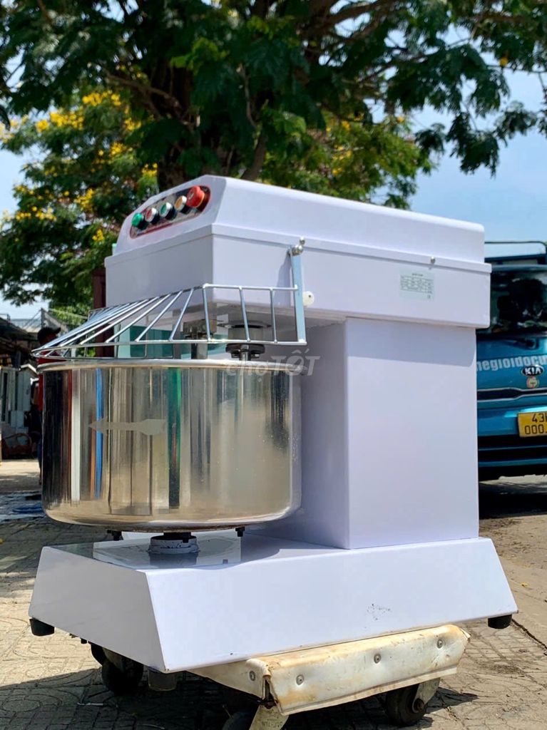 Máy trộn bột thép không gỉ. Mua bán Bếp, lò, đồ điện nhà bếp tại Quận Sơn Trà Đà Nẵng được đăng bởi Thế Giới Đồ Cũ Đà Nẵng hình 1